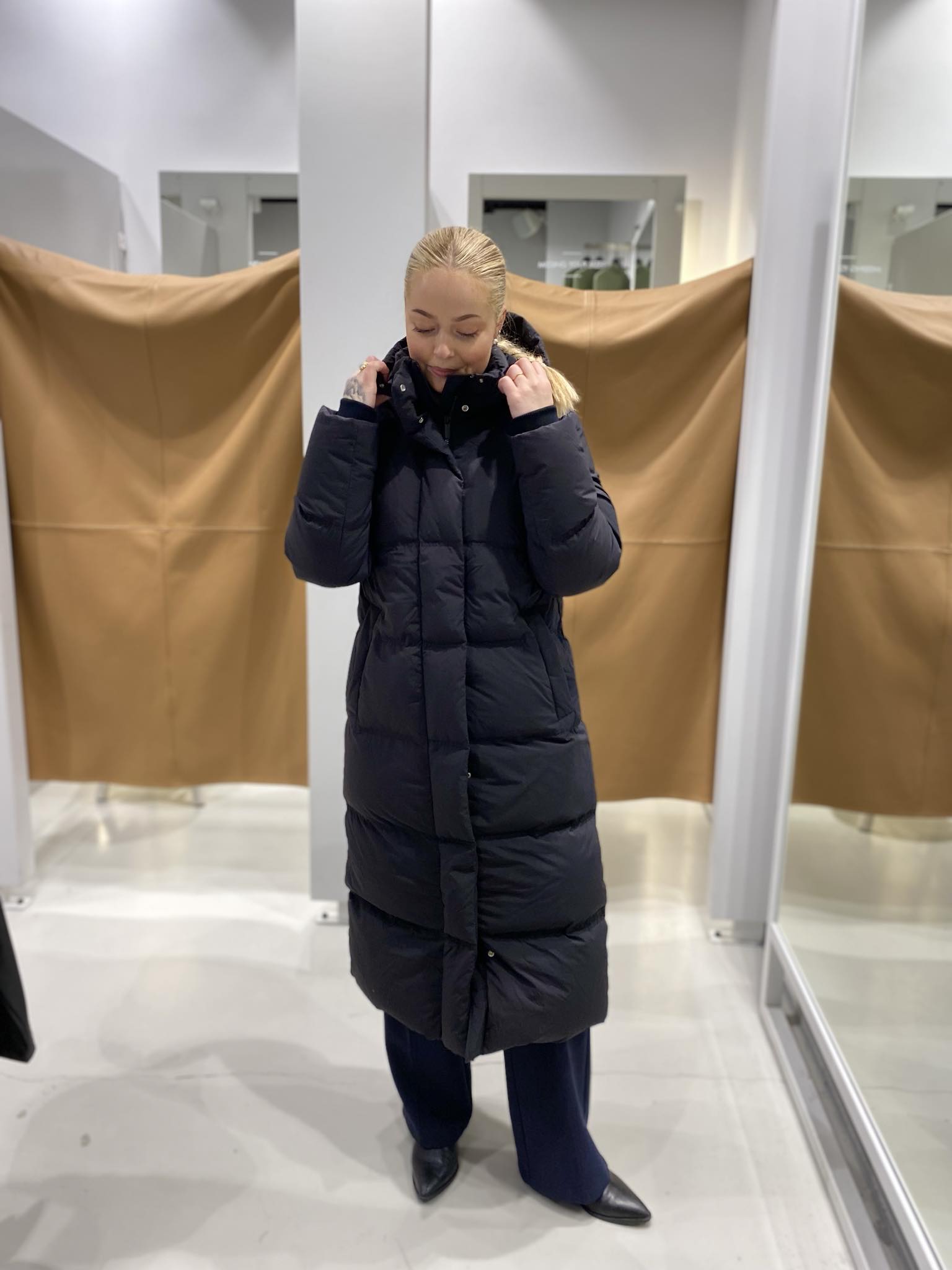 Sofie Nita Kåpe - Sort/ Black